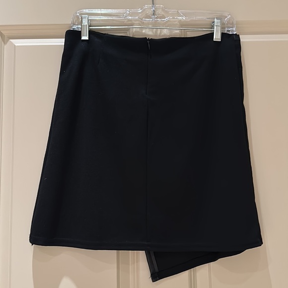 Egerie Paris Black Asymmetrical Skirt - Picture 3 of 3